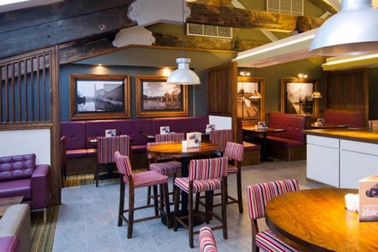 Premier Inn Kidderminster Bagian luar foto